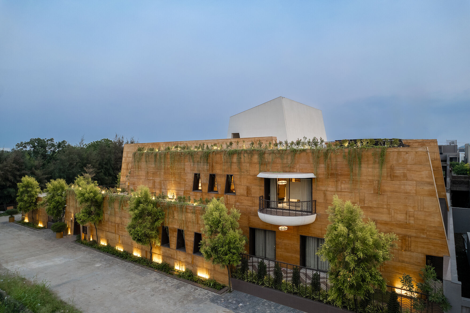 https://archello.com/story/149761/attachments/photos-videos/16 photo_credit Umang Shah
