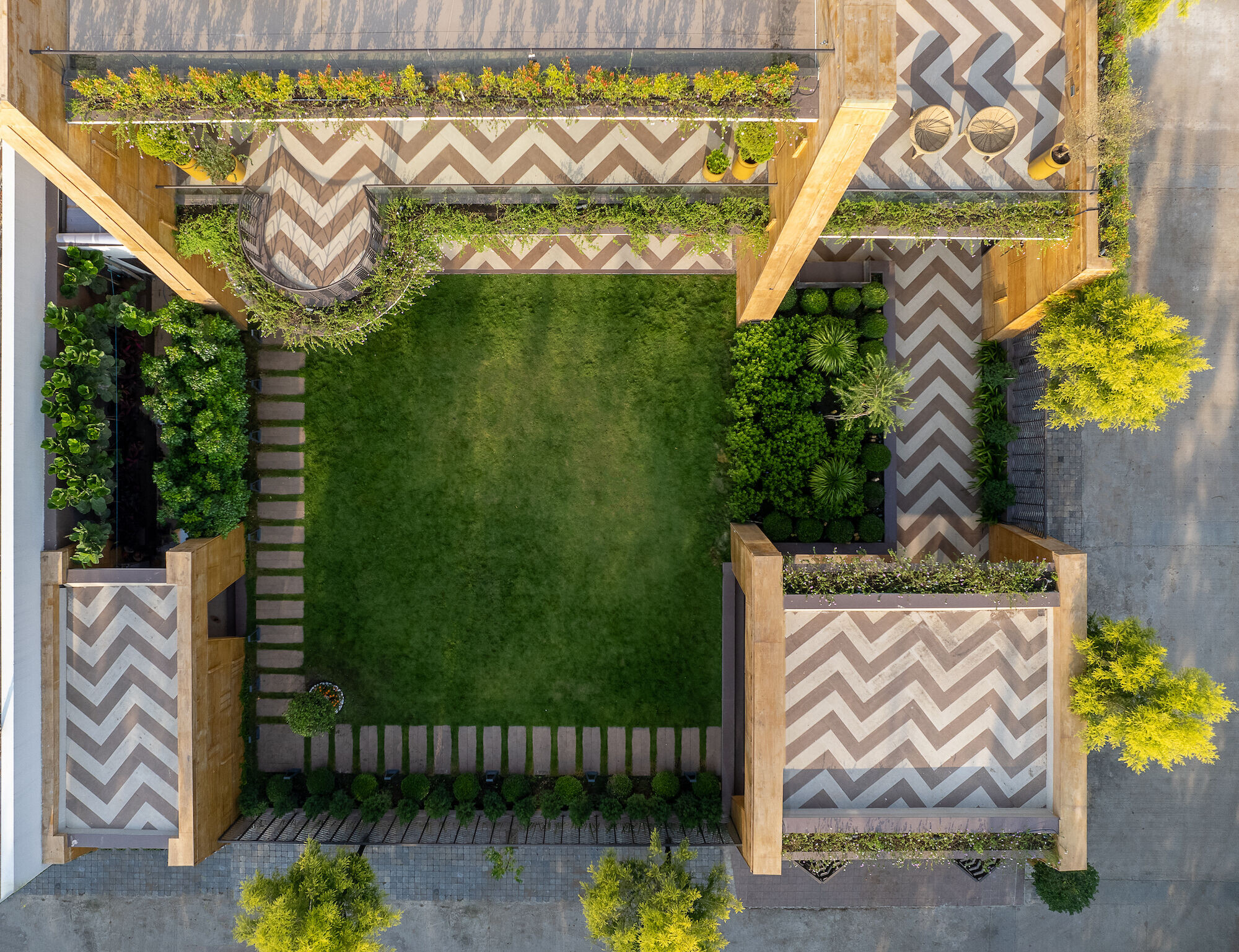 https://archello.com/story/149761/attachments/photos-videos/17 photo_credit Umang Shah