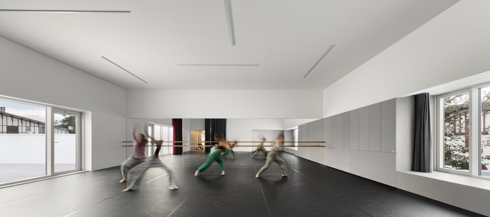 https://archello.com/story/149933/attachments/photos-videos/20 photo_credit Eugeni Pons