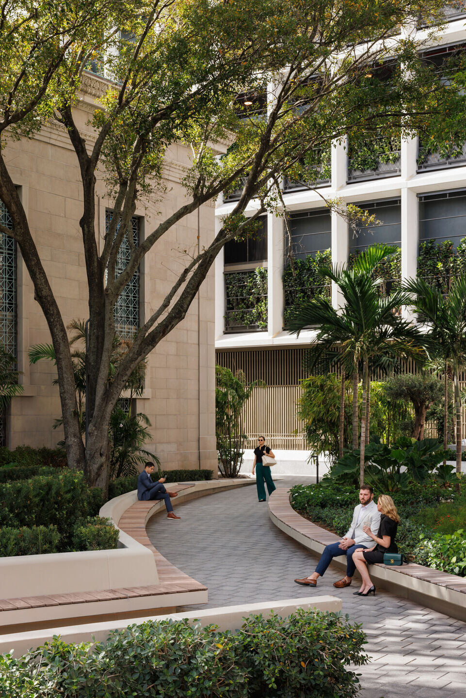 https://archello.com/story/149957/attachments/photos-videos/7 photo_credit Courtesy of Related Ross © Colin Miller
