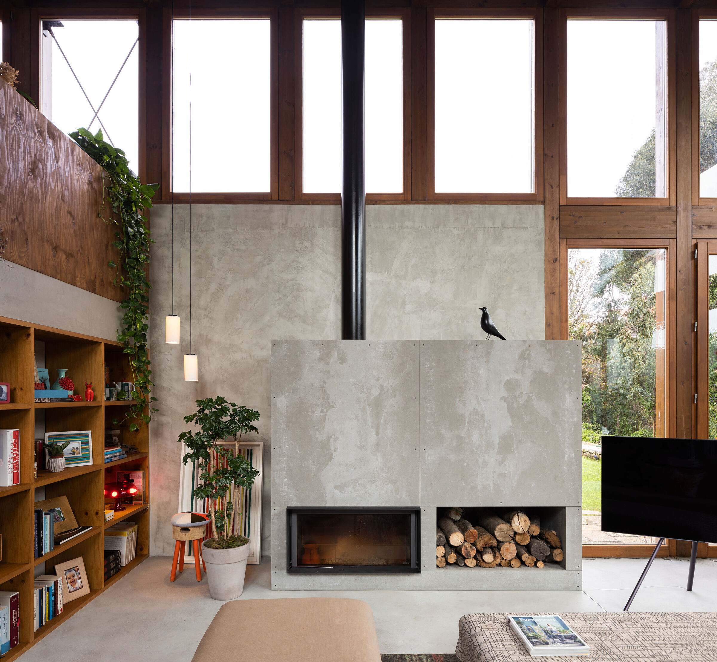 https://archello.com/story/150074/attachments/photos-videos/7 photo_credit Ivo Tavares Studio