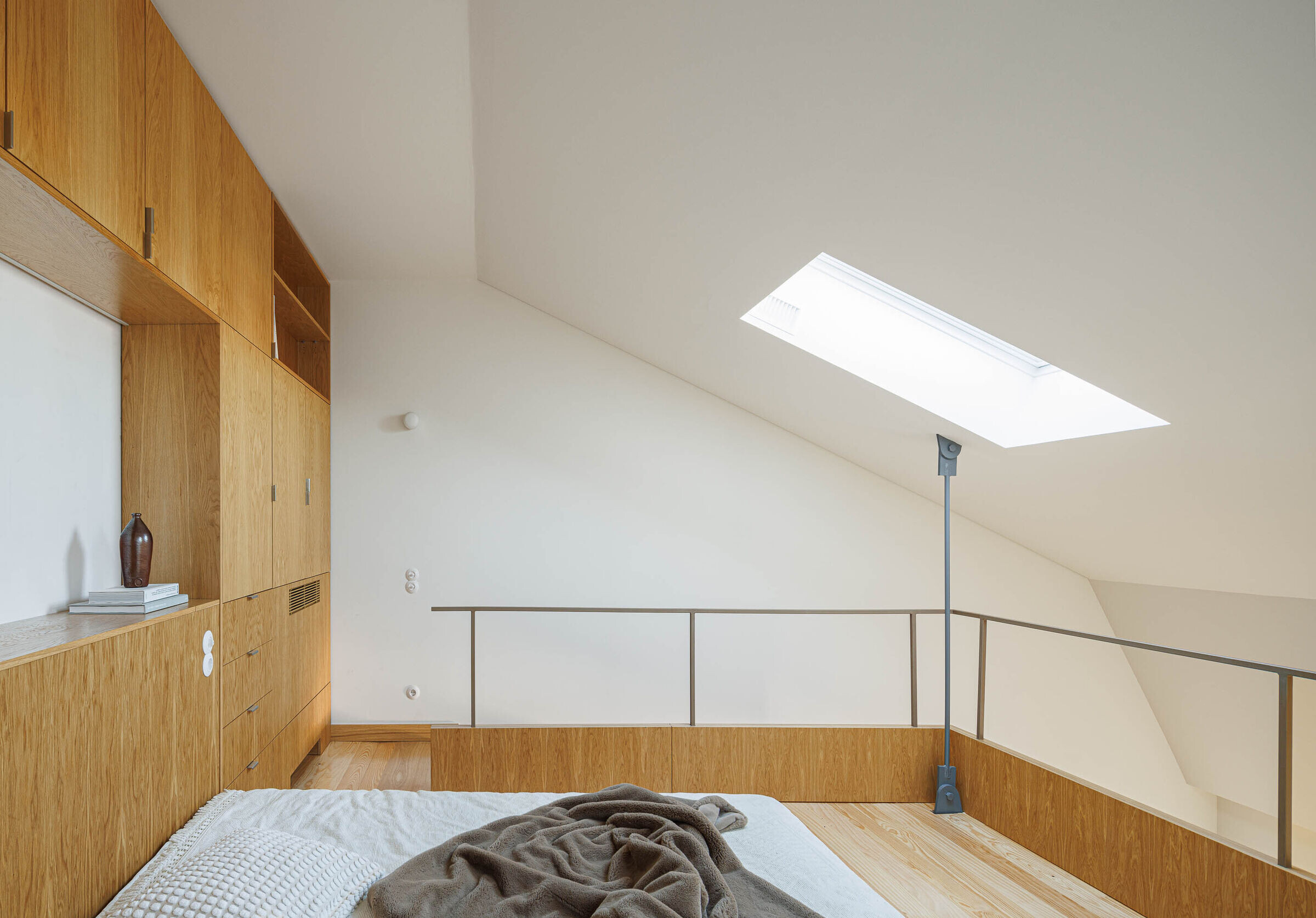 https://archello.com/story/150036/attachments/photos-videos/46 photo_credit Ivo Tavares Studio