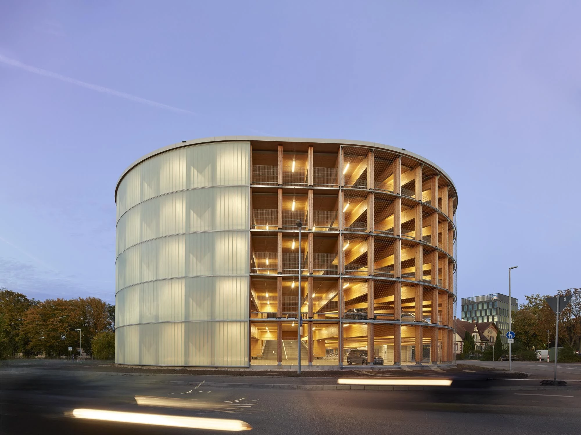https://archello.com/story/150198/attachments/photos-videos/9 photo_credit Roland Halbe