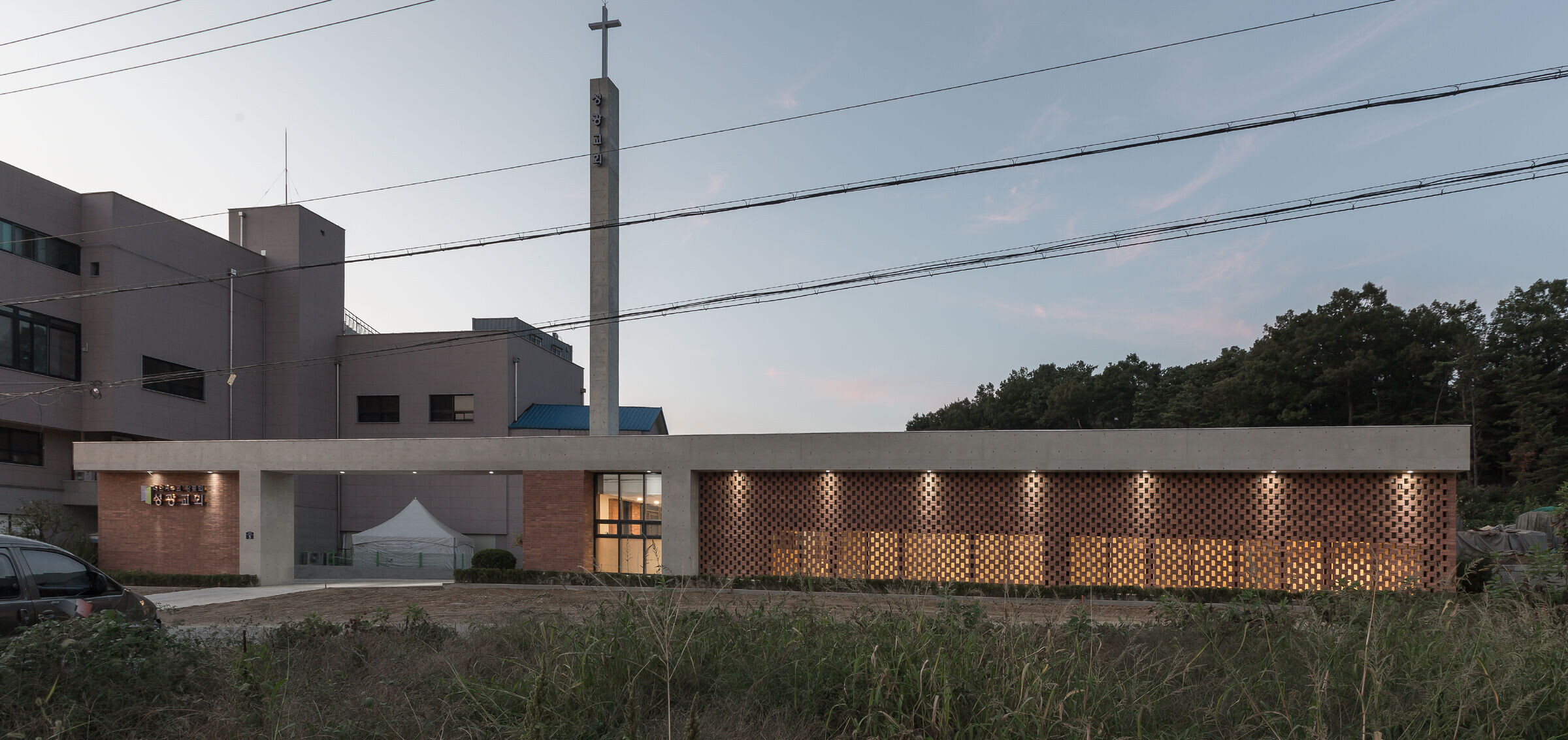 https://archello.com/story/150679/attachments/photos-videos/6 photo_credit Oh Jongsang