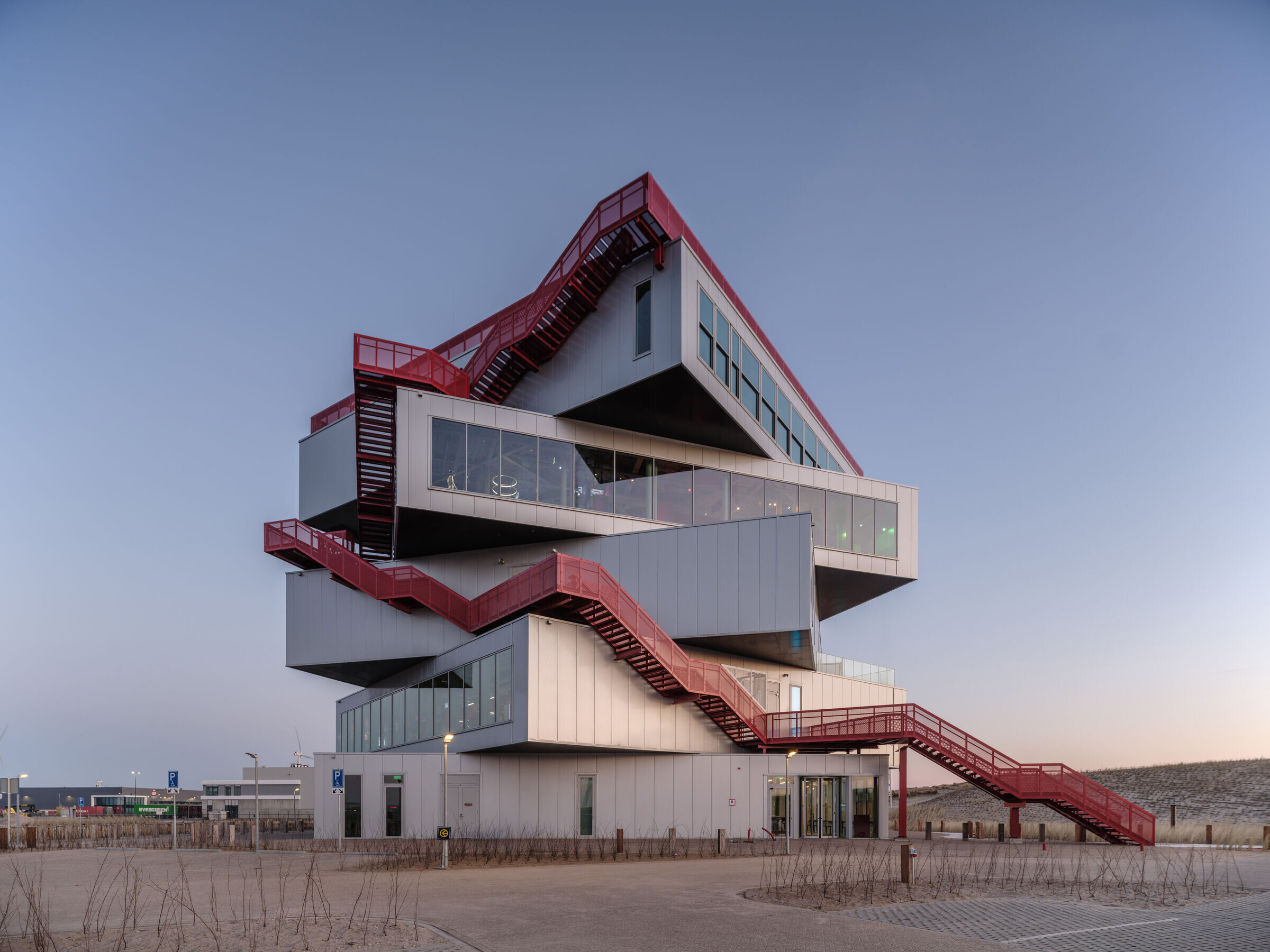 https://archello.com/story/150808/attachments/photos-videos/17 photo_credit Ossip van Duivenbode