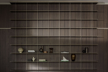 Graduate | Bookshelf Graduate | Bookshelf