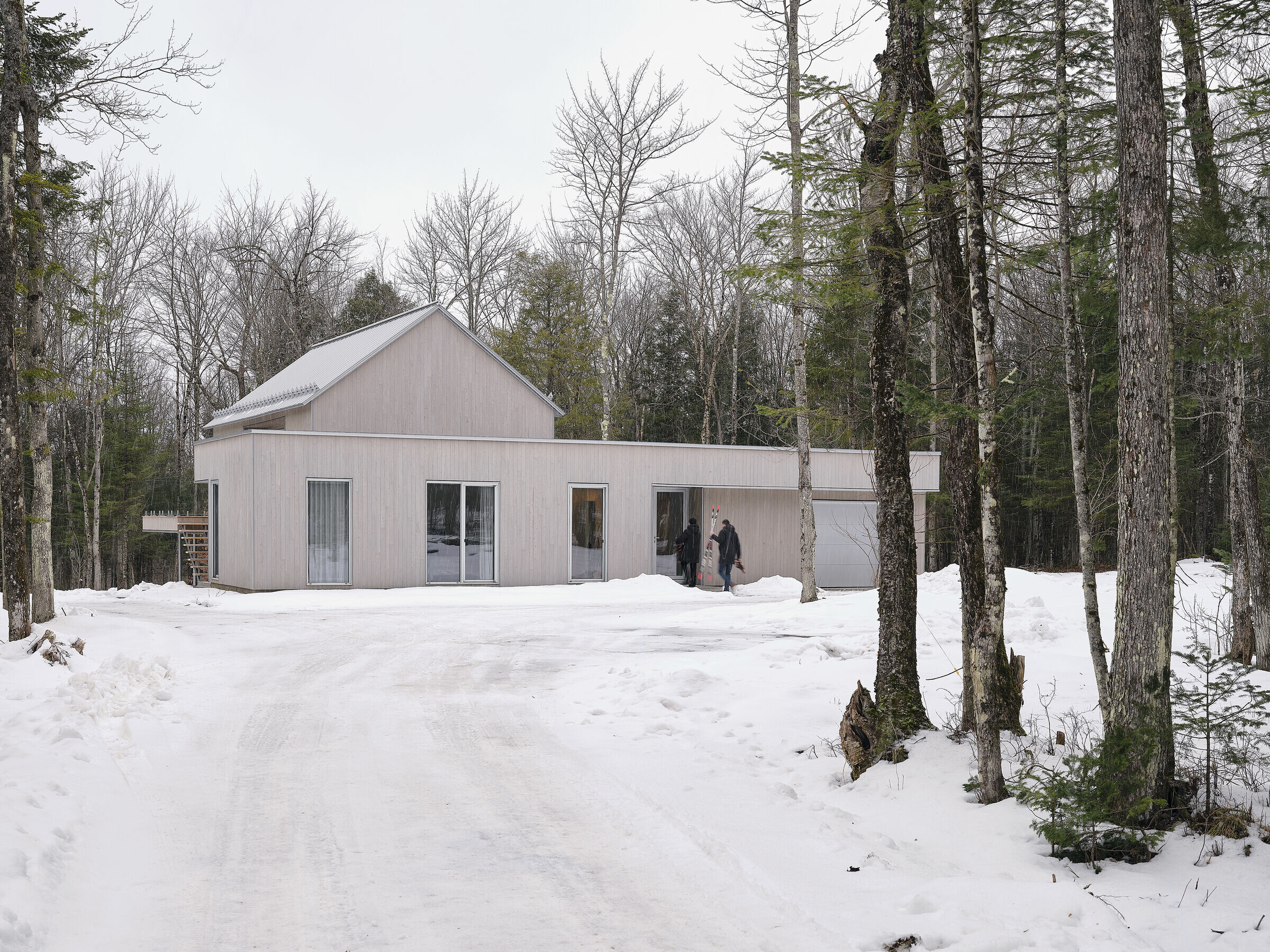 https://archello.com/story/151012/attachments/photos-videos/11 photo_credit Maxime Brouillet