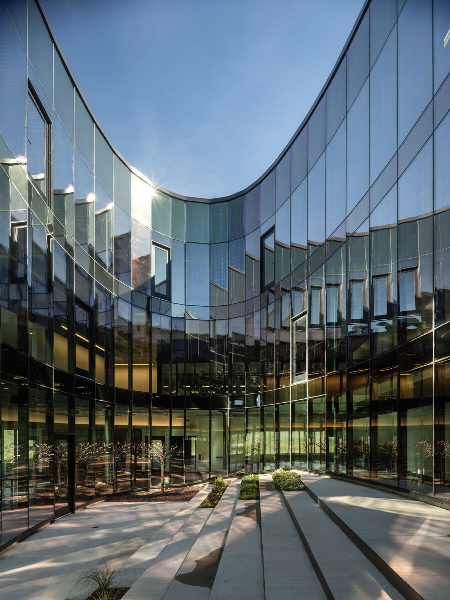 https://archello.com/story/151070/attachments/photos-videos/11 photo_credit Nic Lehoux