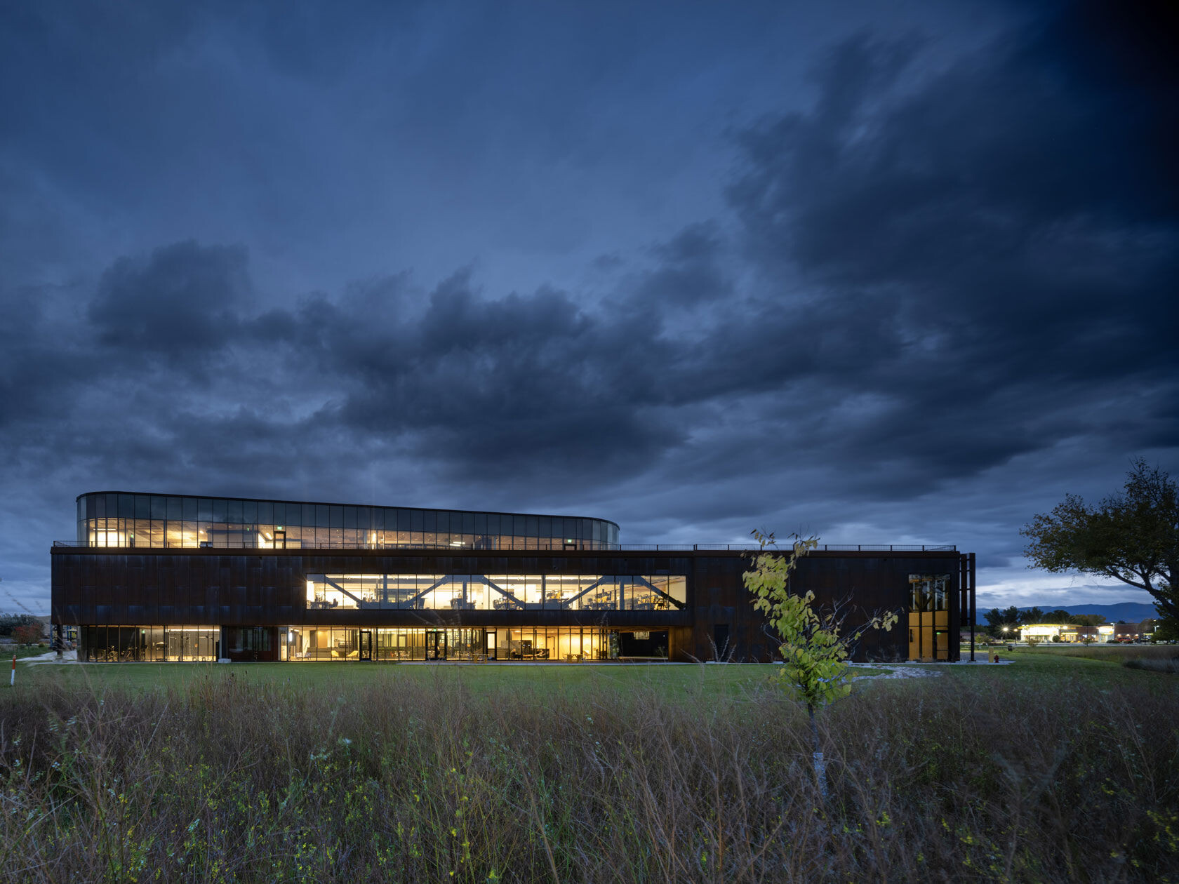 https://archello.com/story/151070/attachments/photos-videos/23 photo_credit Nic Lehoux