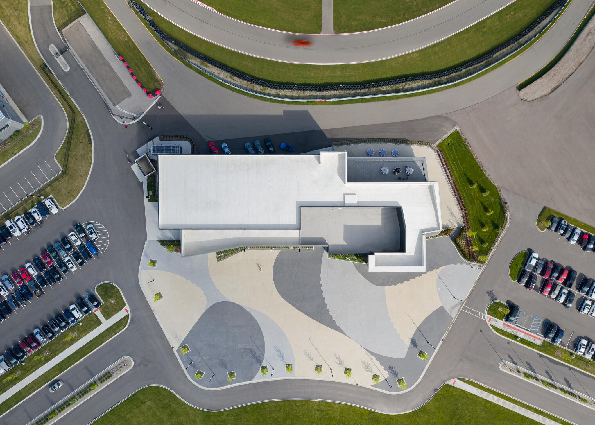 https://archello.com/story/151067/attachments/photos-videos/7 photo_credit Steve Kroodsma
