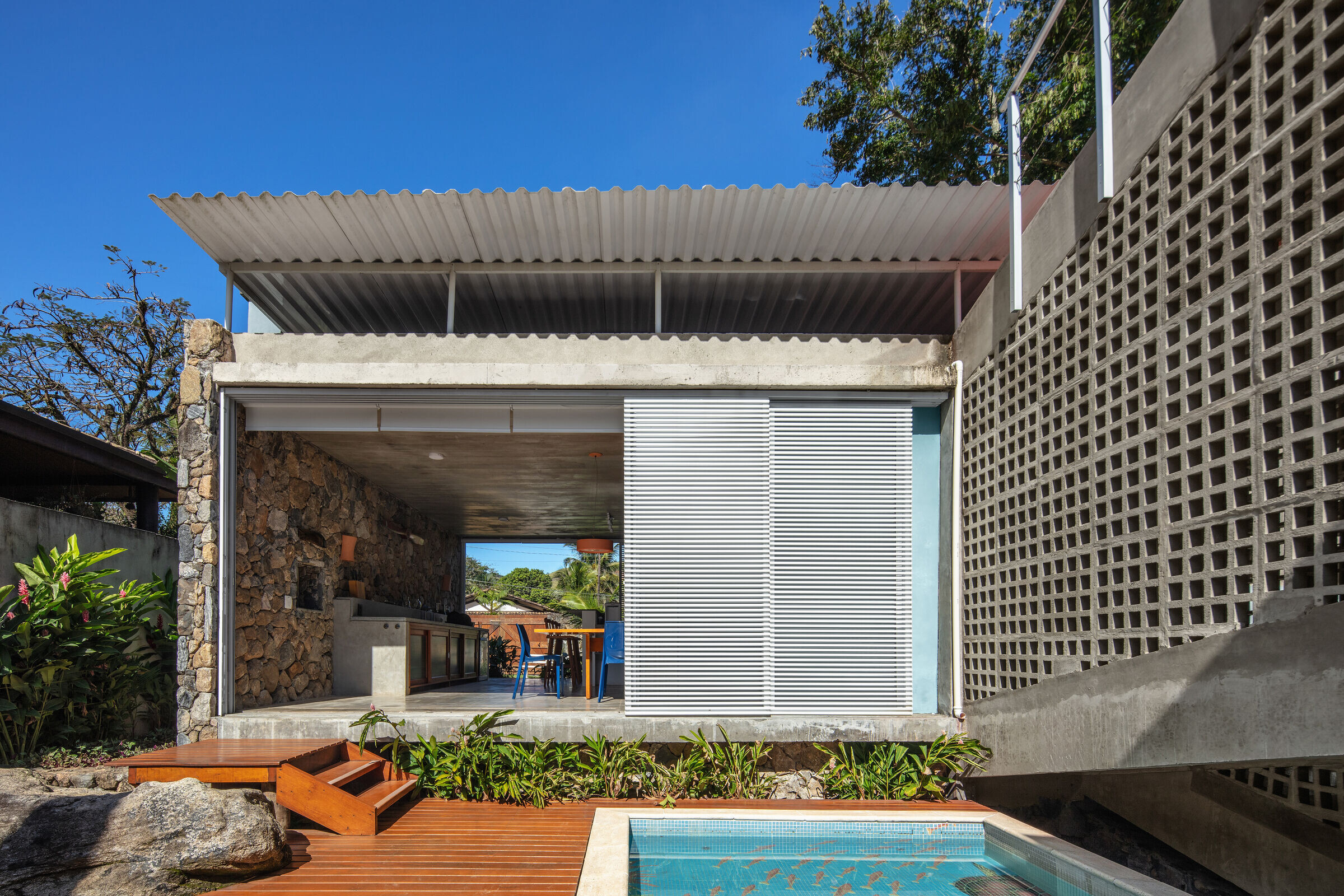 https://archello.com/story/151072/attachments/photos-videos/6 photo_credit Nelson Kon