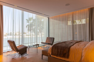 Serena® 95 Motorized Curtains