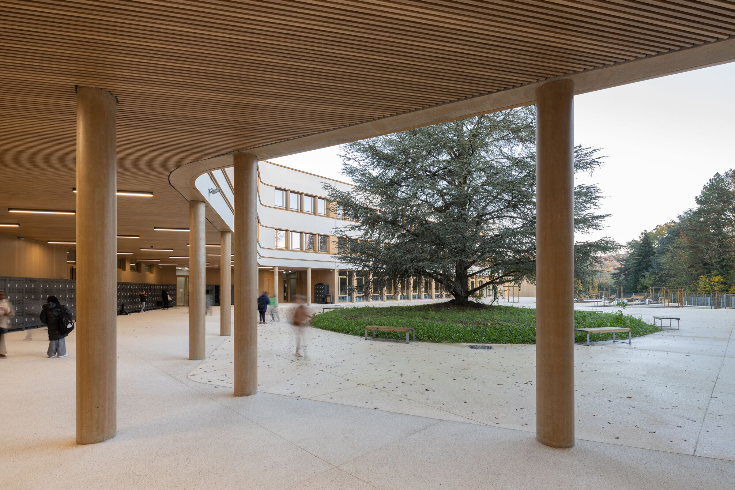 https://archello.com/story/151116/attachments/photos-videos/4 photo_credit Hugo Hébrard