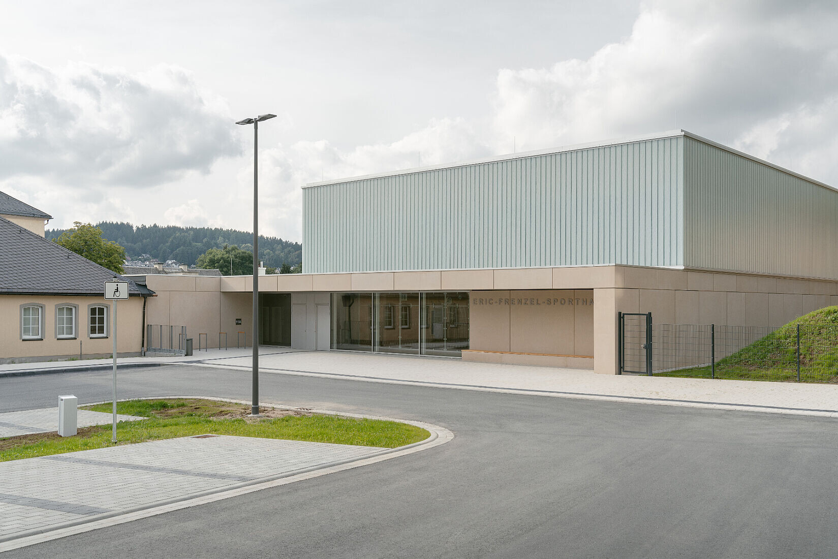 https://archello.com/story/151199/attachments/photos-videos/9 photo_credit Felix Meyer