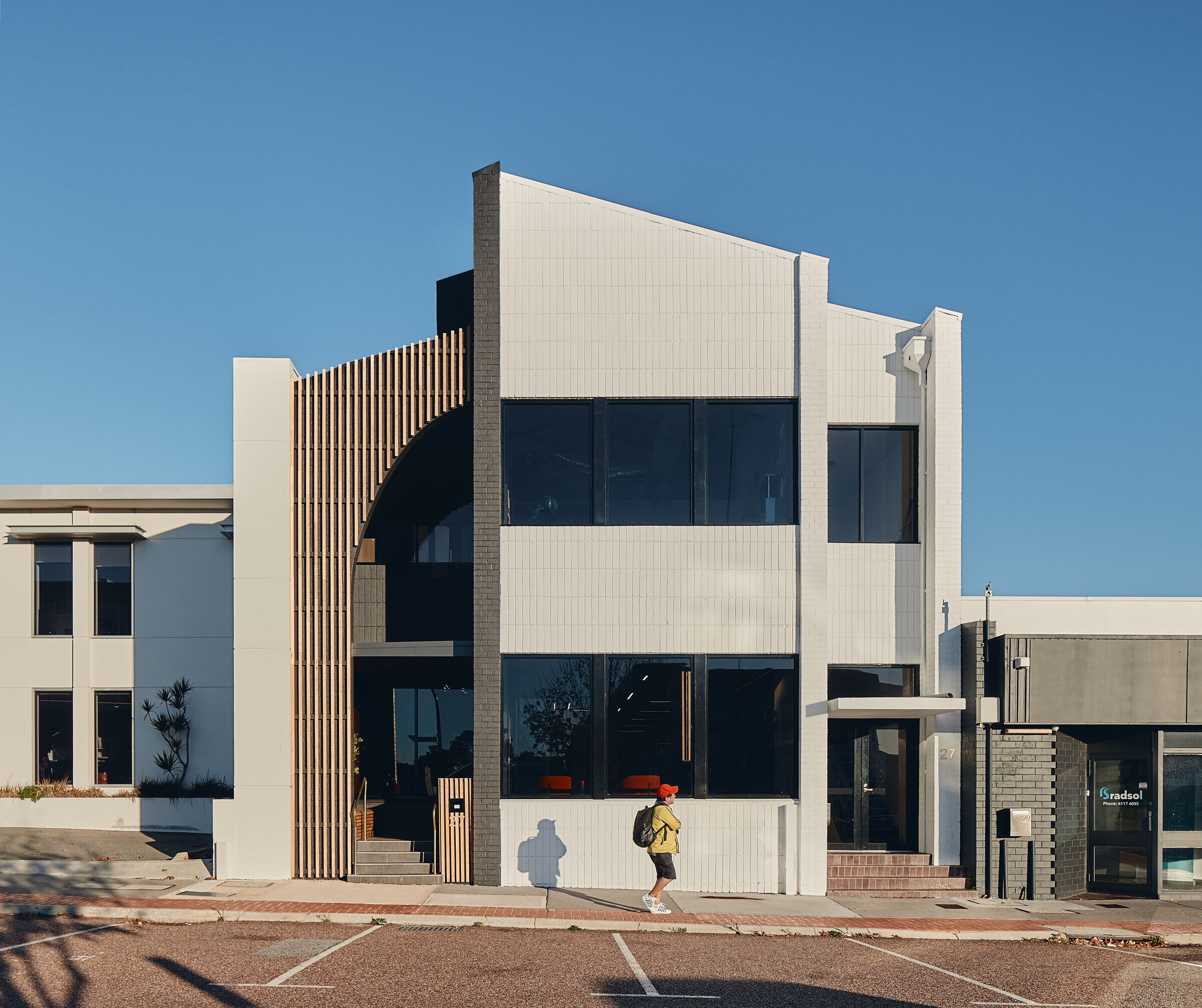 https://archello.com/story/151193/attachments/photos-videos/6 photo_credit Peter Bennetts