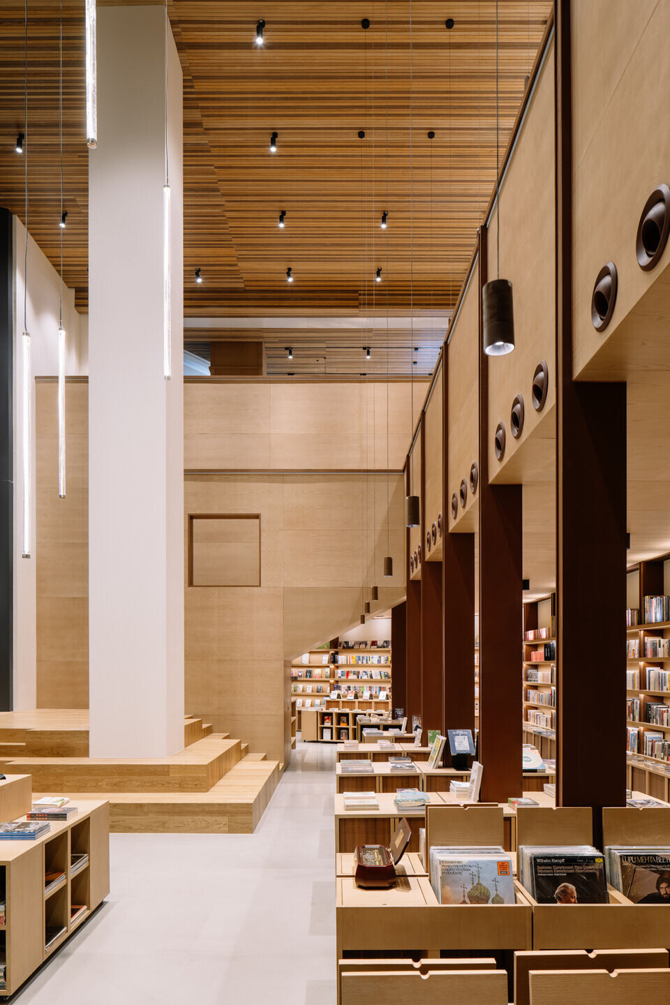 https://archello.com/story/151204/attachments/photos-videos/7 photo_credit Wen Studio