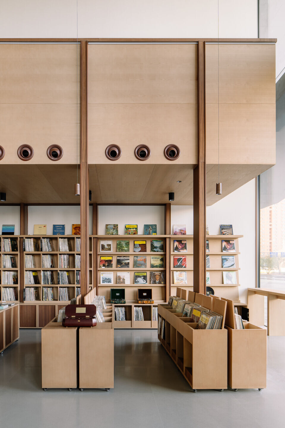 https://archello.com/story/151204/attachments/photos-videos/6 photo_credit Wen Studio