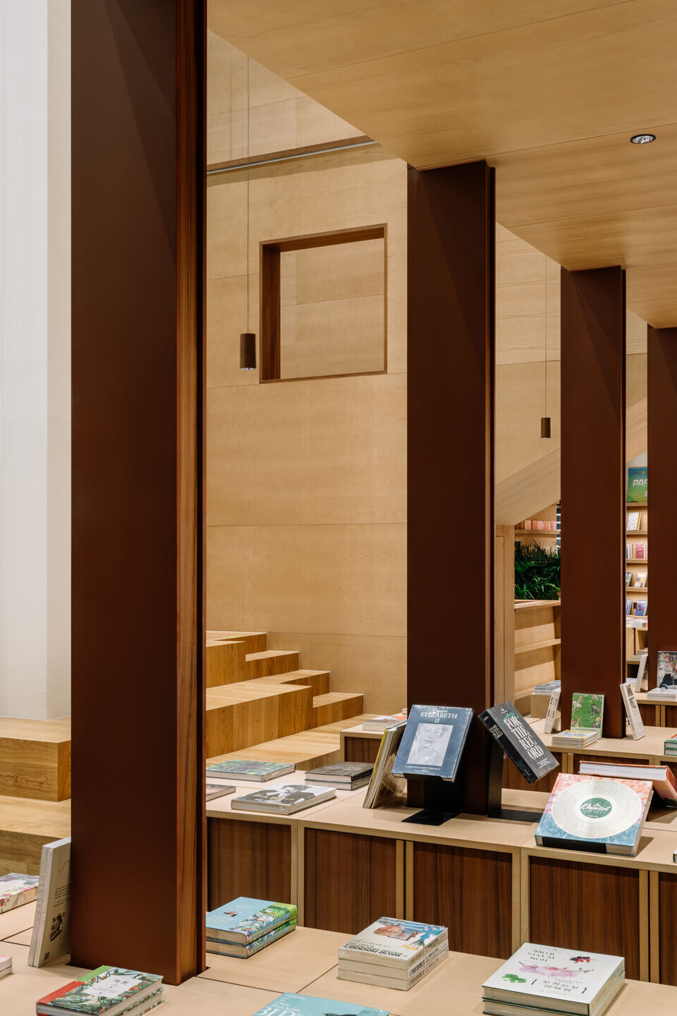 https://archello.com/story/151204/attachments/photos-videos/15 photo_credit Wen Studio