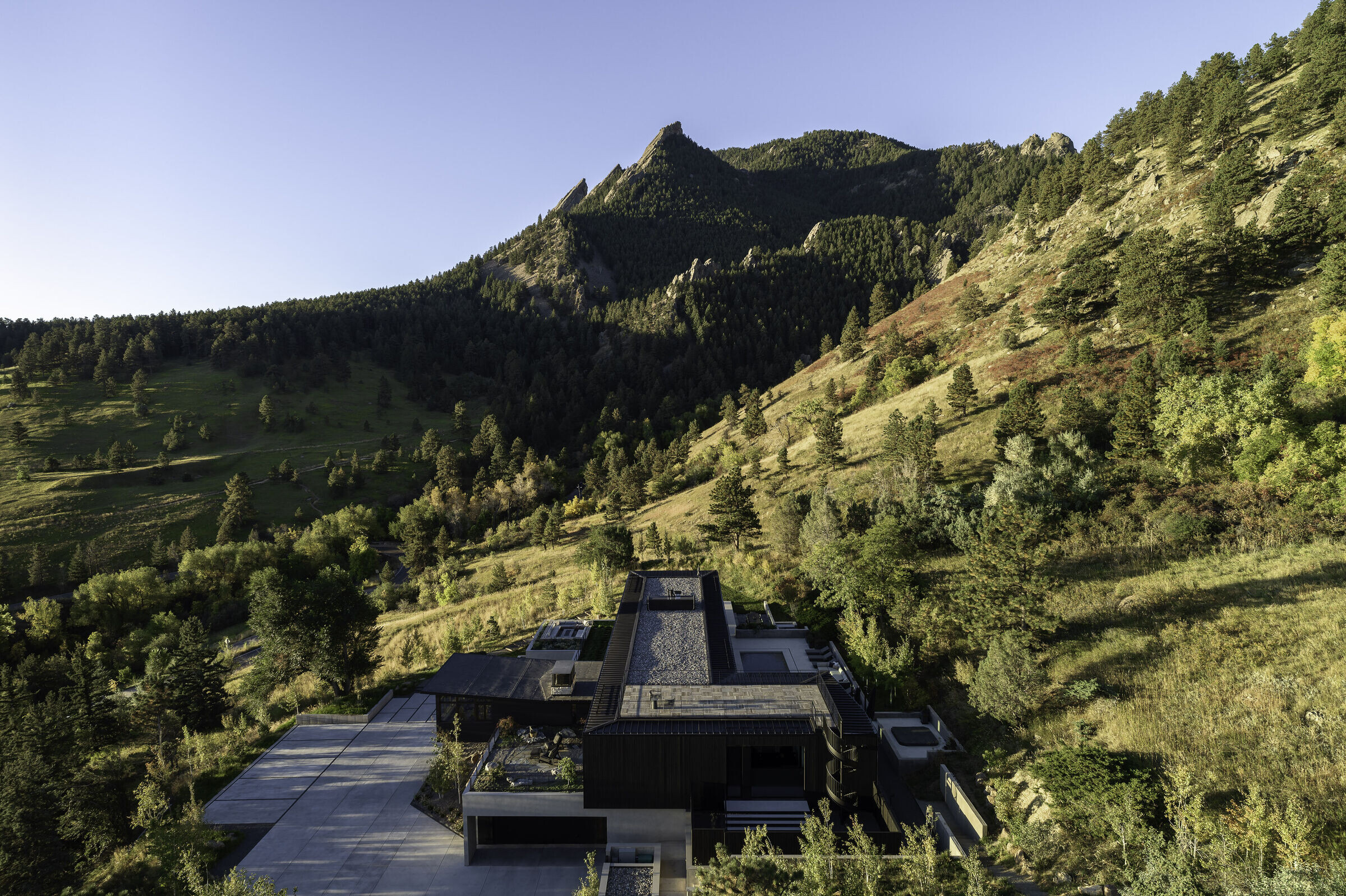 https://archello.com/story/151185/attachments/photos-videos/2 photo_credit James Florio