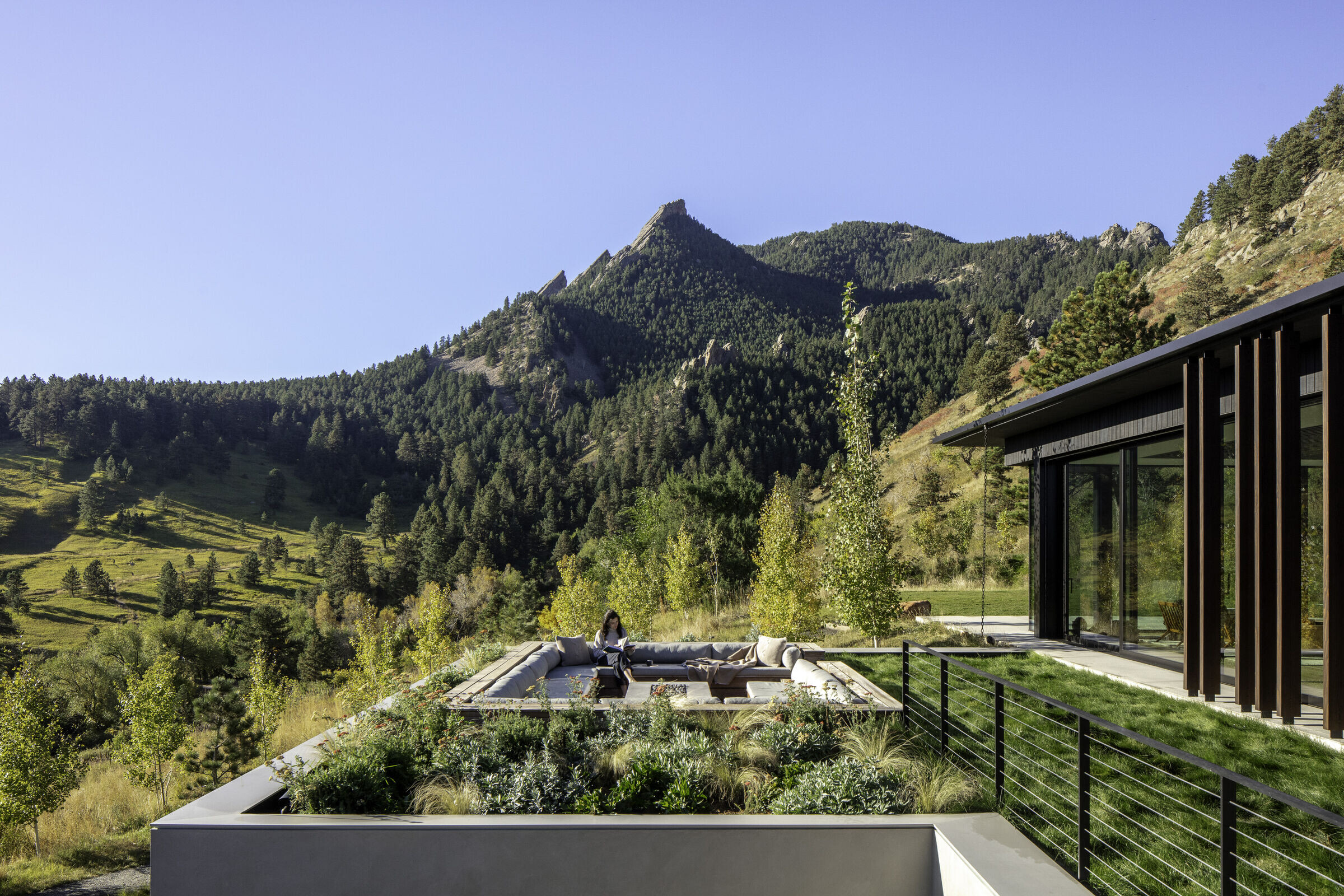 https://archello.com/story/151185/attachments/photos-videos/7 photo_credit James Florio
