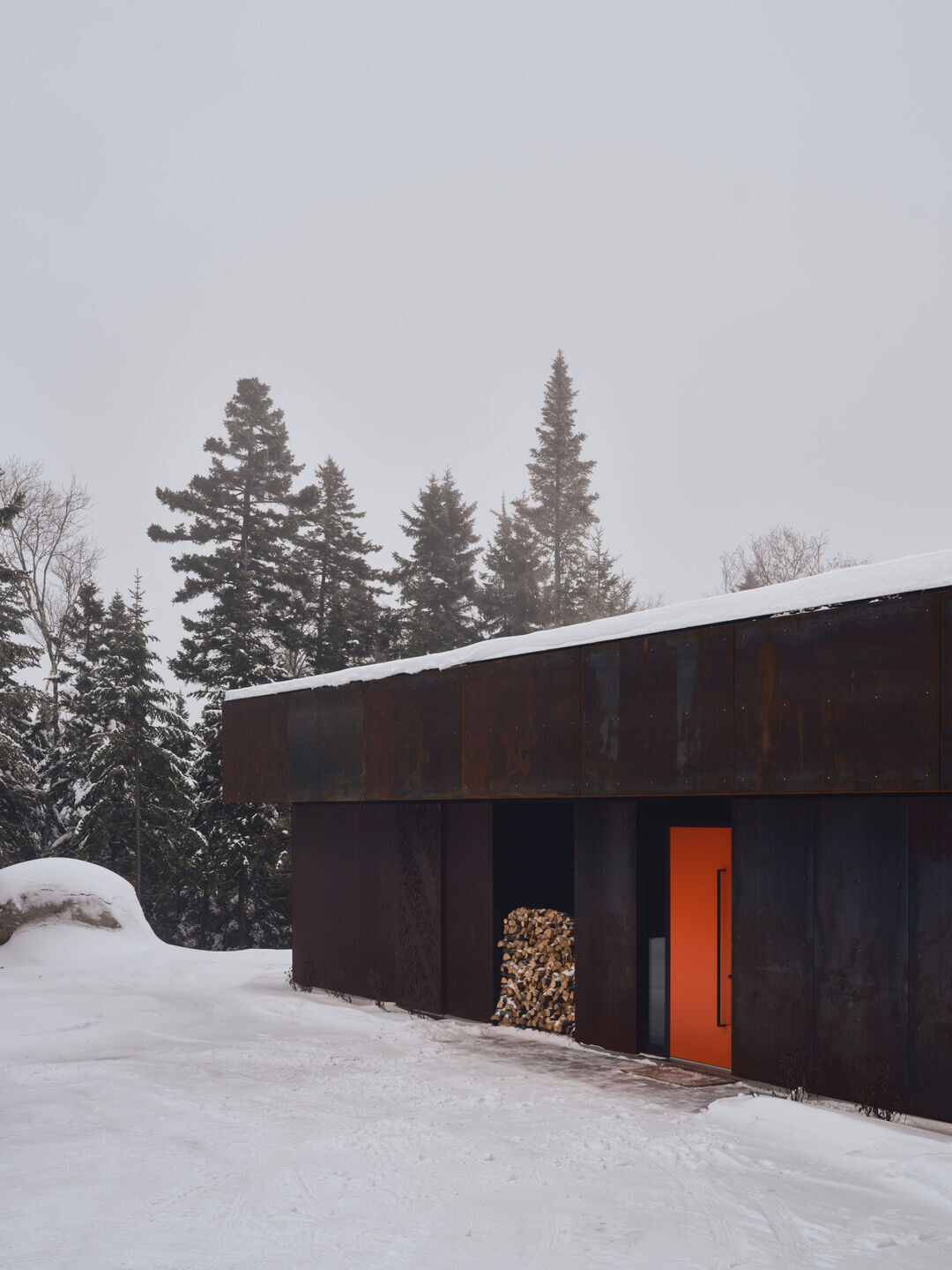 https://archello.com/story/151460/attachments/photos-videos/14 photo_credit Phil Berdard