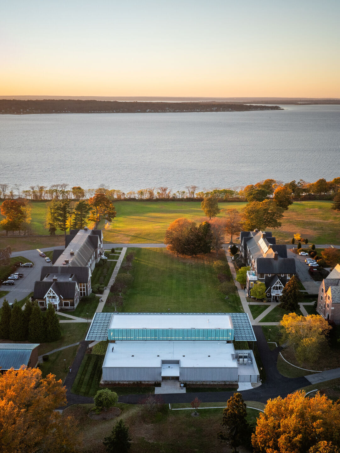 https://archello.com/story/151602/attachments/photos-videos/4 photo_credit Chris Rucinski / @crucinski_