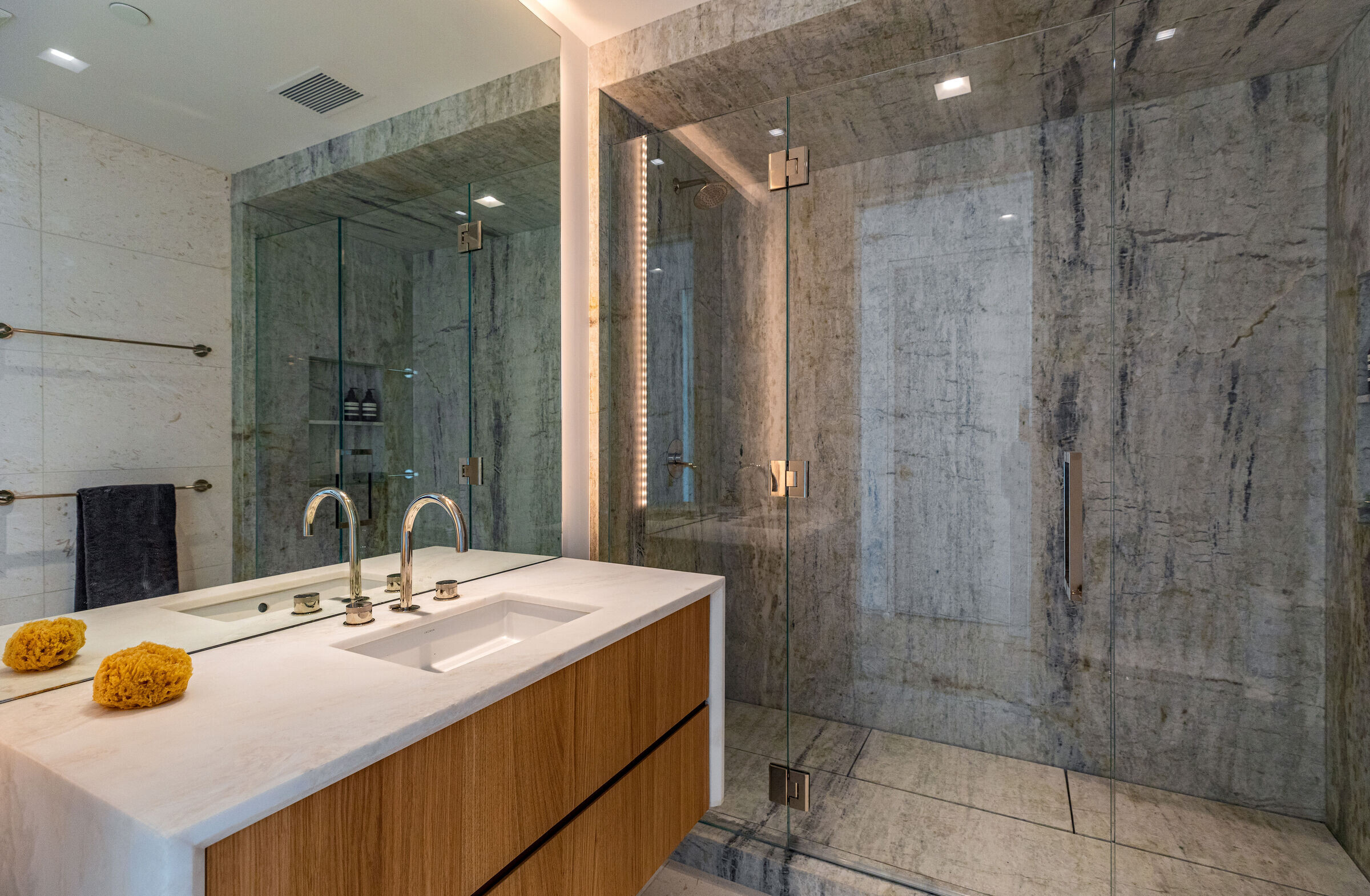 https://archello.com/story/151822/attachments/photos-videos/9 photo_credit IR Architects