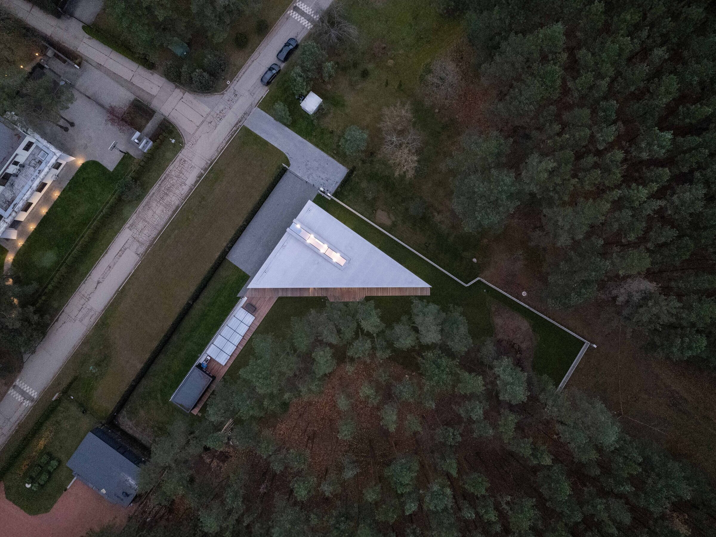https://archello.com/story/151962/attachments/photos-videos/4 photo_credit Lukas Mykolaitis