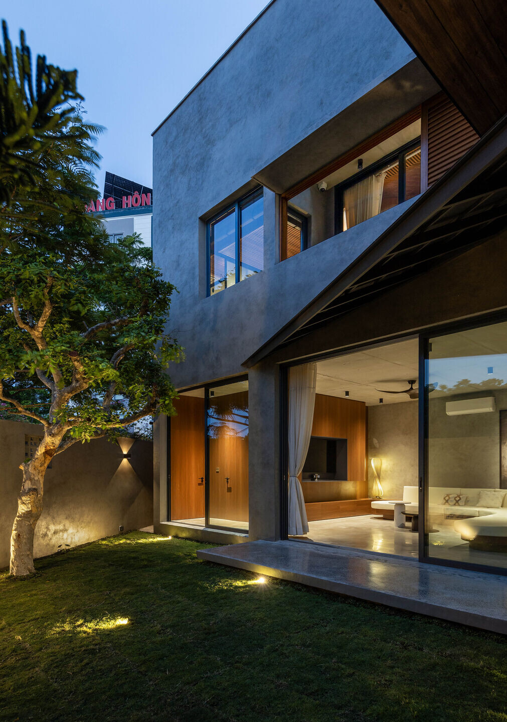 https://archello.com/story/151981/attachments/photos-videos/12 photo_credit Paul Phan