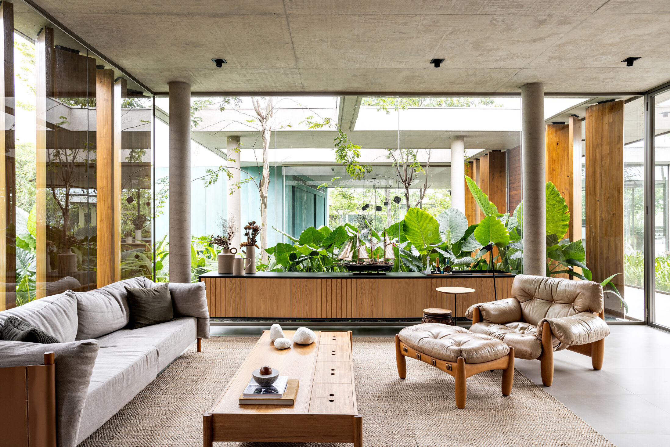 https://archello.com/story/152160/attachments/photos-videos/15 photo_credit Fran Parente