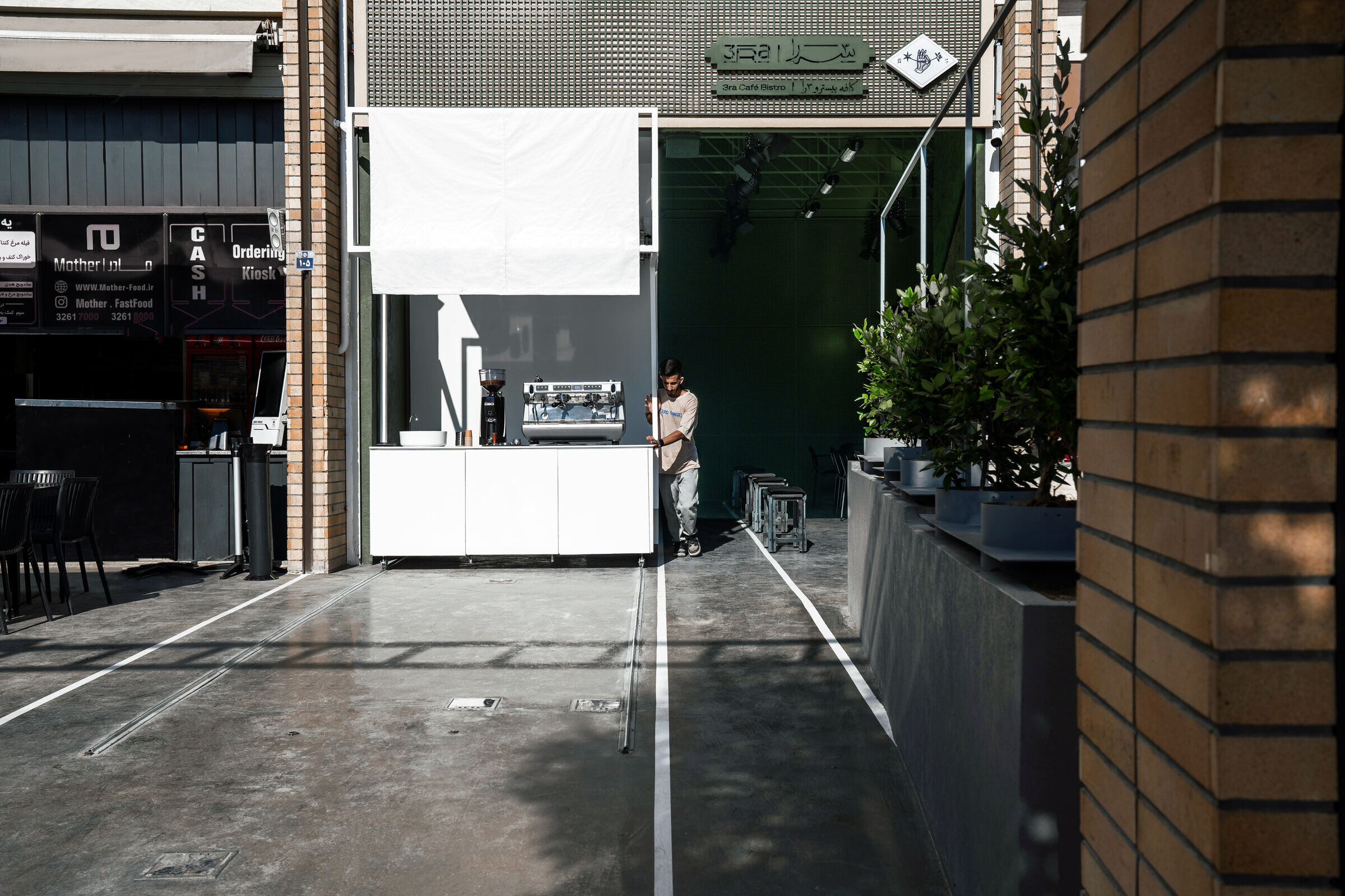 https://archello.com/story/152116/attachments/photos-videos/4 photo_credit AkhavanStudio