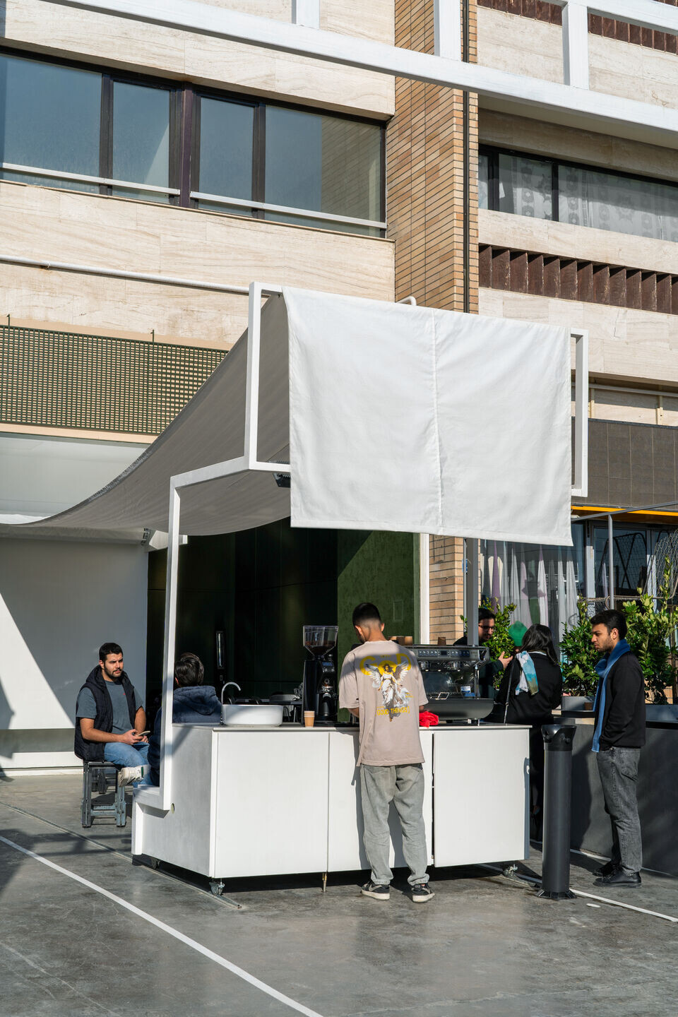 https://archello.com/story/152116/attachments/photos-videos/8 photo_credit AkhavanStudio
