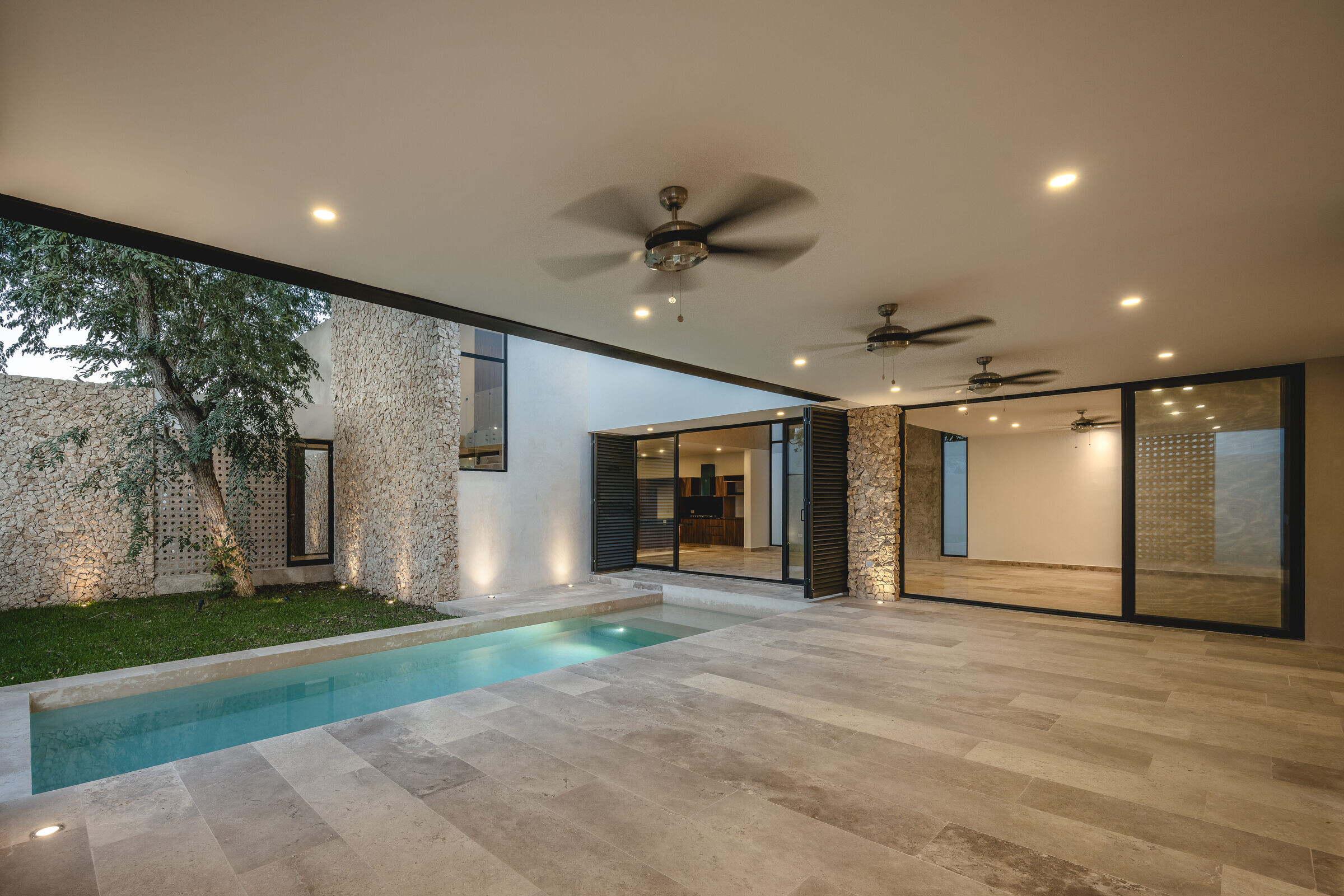 https://archello.com/story/152261/attachments/photos-videos/11 photo_credit Manolo R Solis