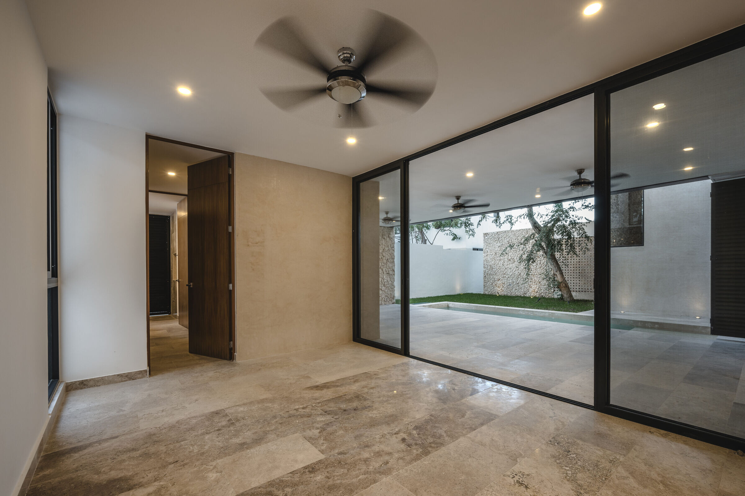 https://archello.com/story/152261/attachments/photos-videos/12 photo_credit Manolo R Solis