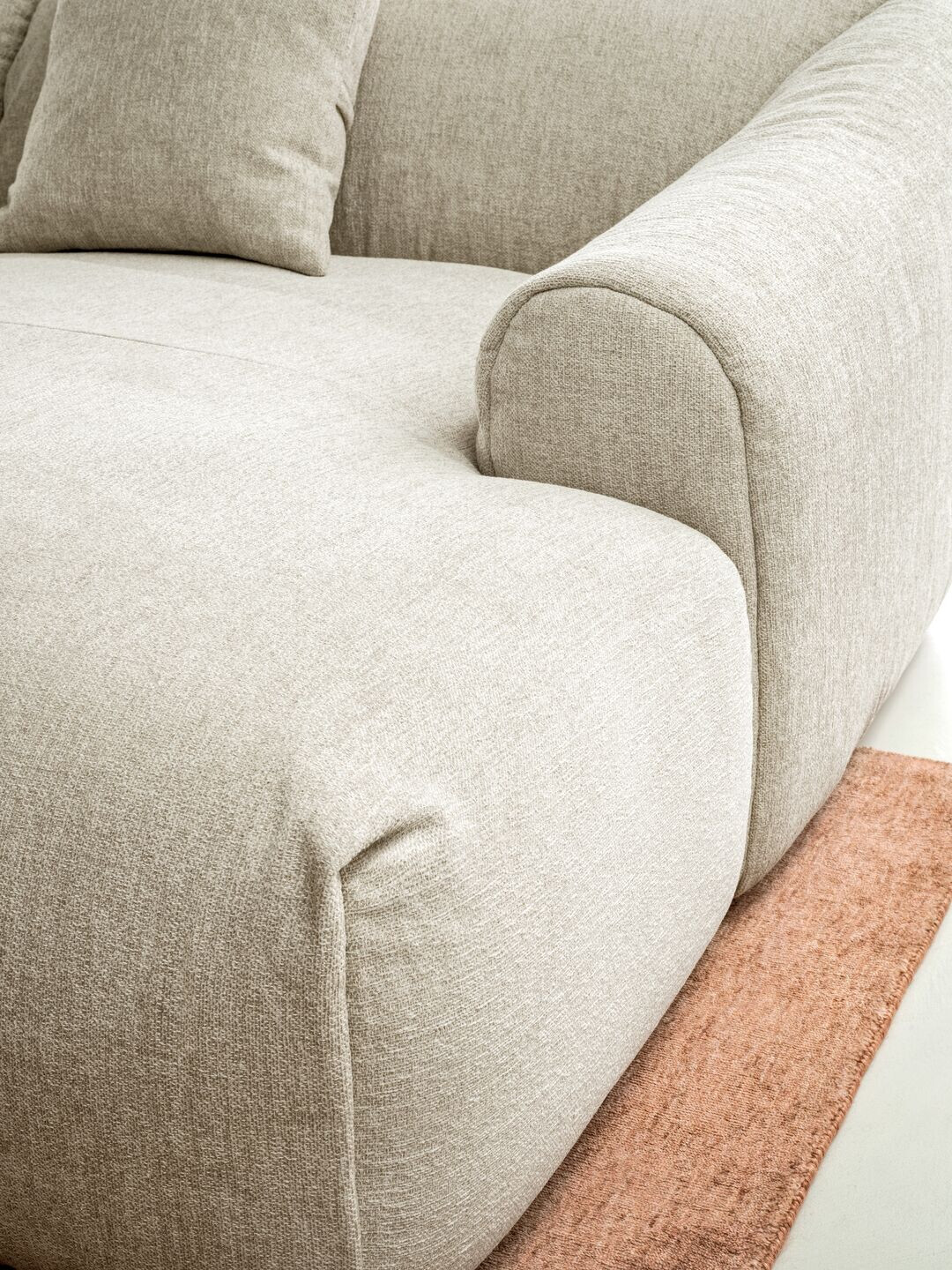 https://archello.com/product/114388/attachments/photos-videos/5