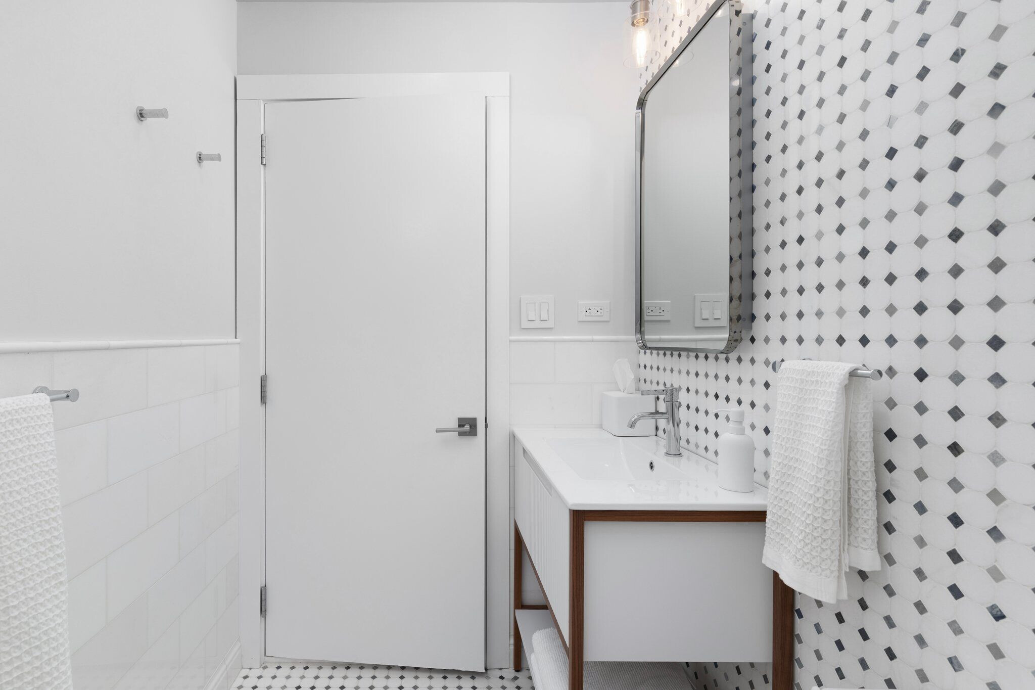 https://archello.com/story/152489/attachments/photos-videos/32