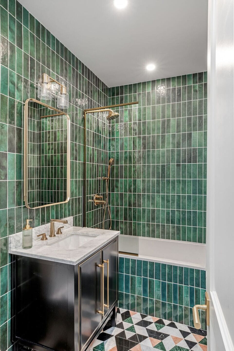 https://archello.com/story/152488/attachments/photos-videos/42