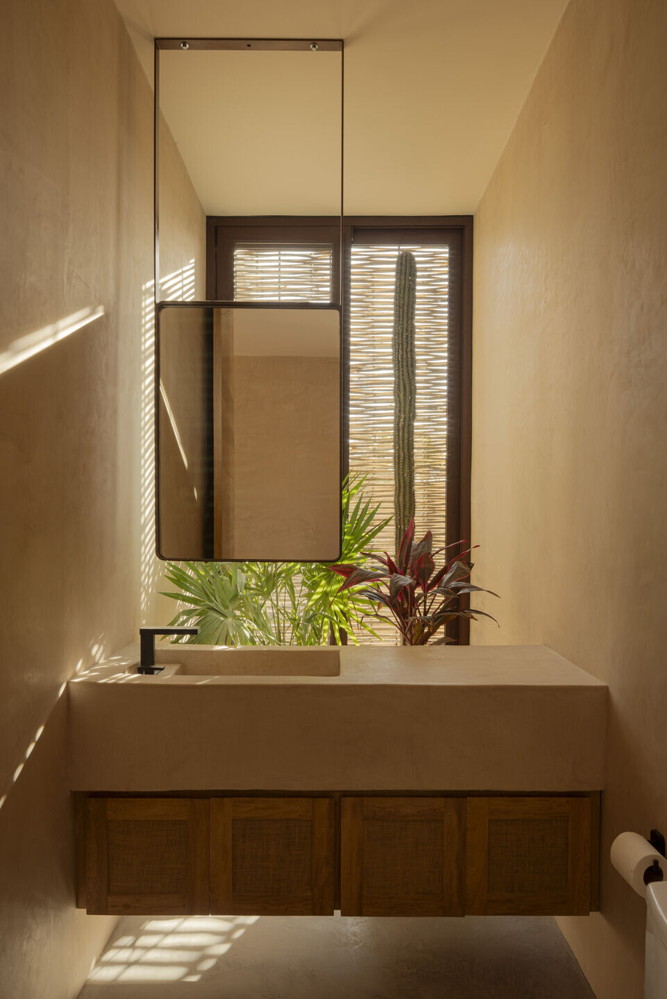 https://archello.com/story/152842/attachments/photos-videos/16 photo_credit César Belio
