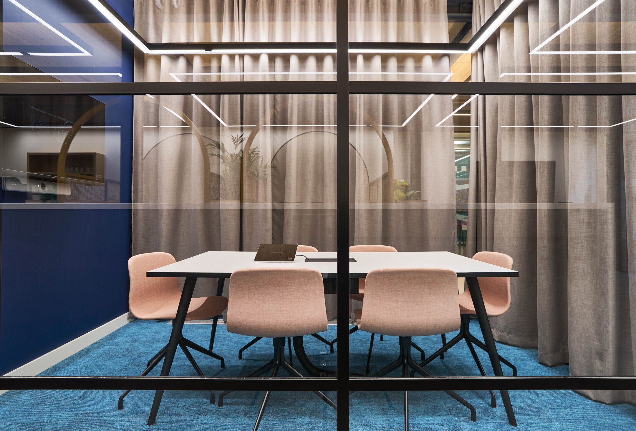https://archello.com/story/152899/attachments/photos-videos/8 photo_credit Tom Fallon Photography