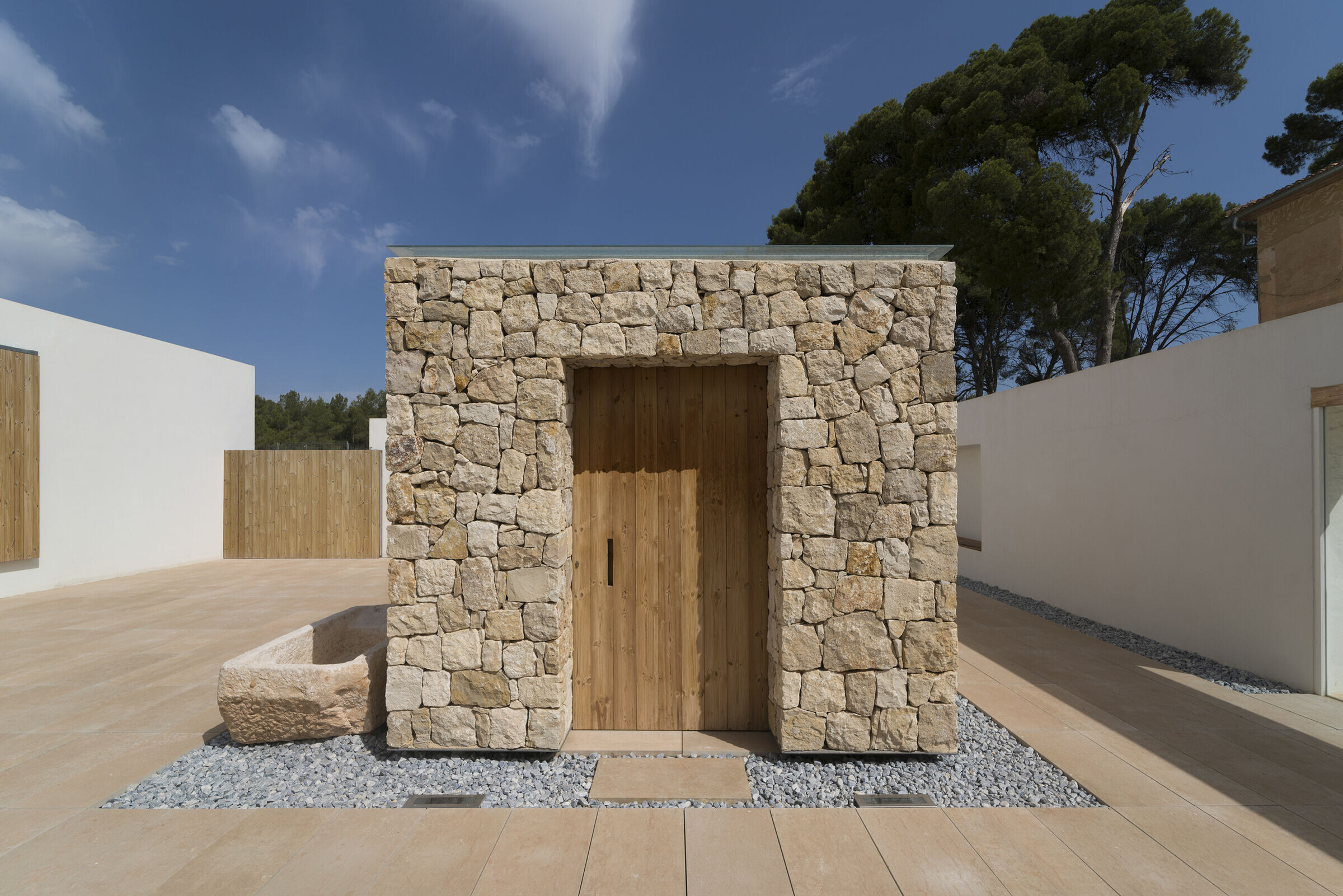 https://archello.com/story/153103/attachments/photos-videos/7 photo_credit Adrian Mora Moroto