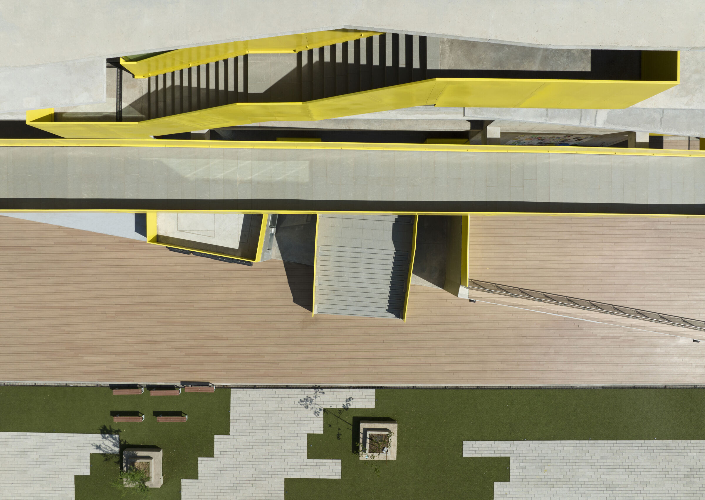 https://archello.com/story/153262/attachments/photos-videos/24