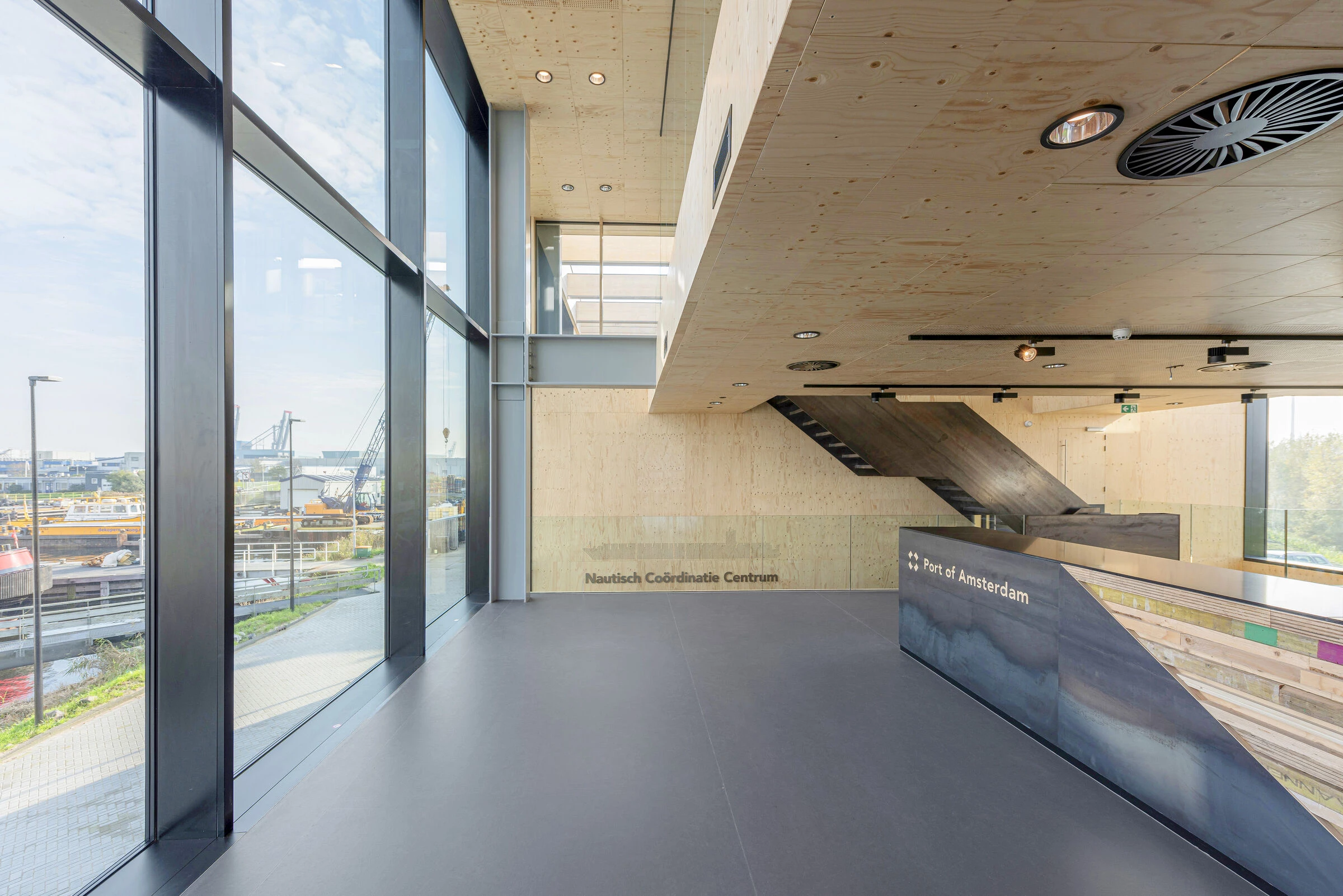 https://archello.com/story/153208/attachments/photos-videos/3 photo_credit Leonard Fäustle