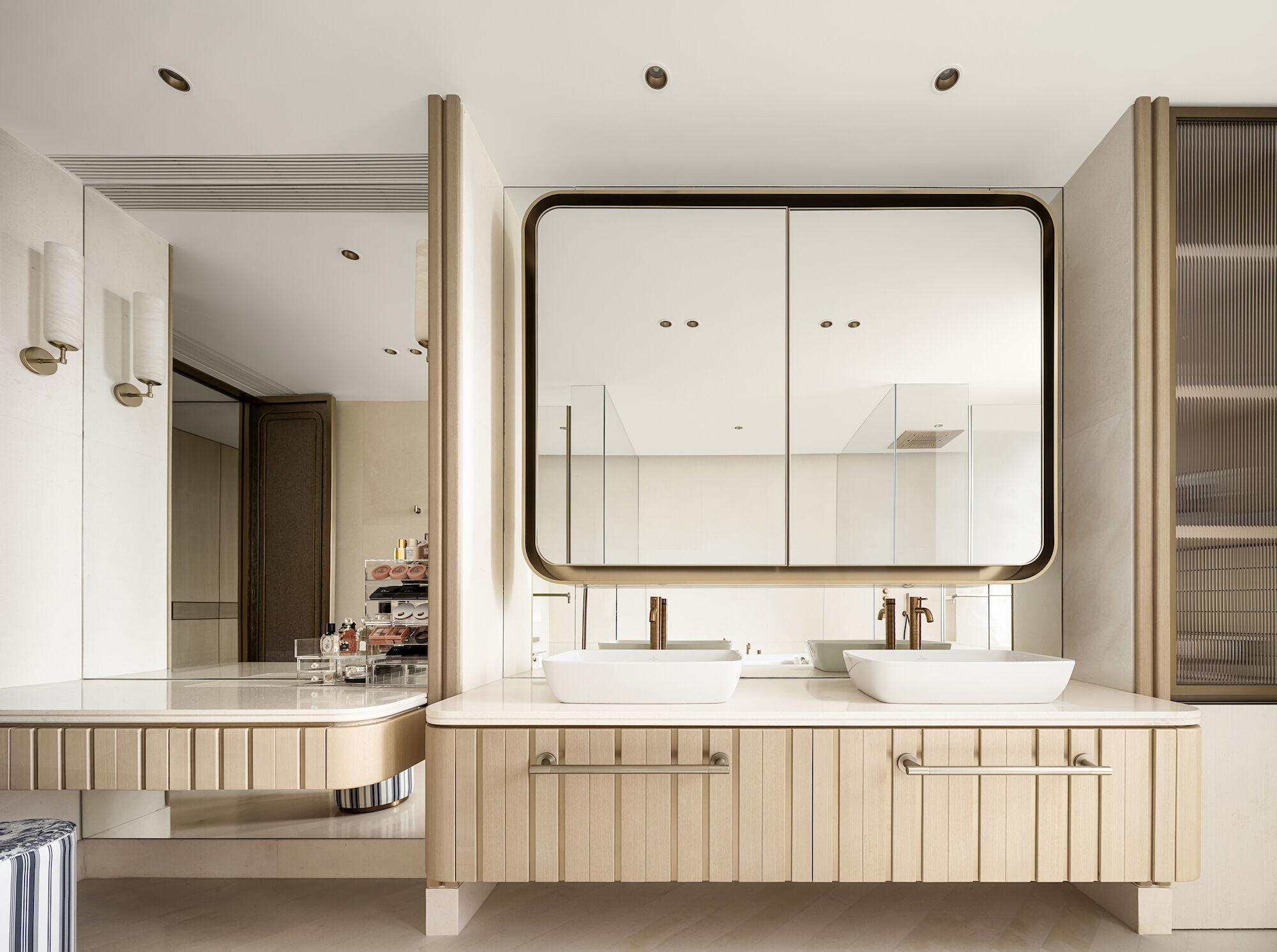 https://archello.com/story/153376/attachments/photos-videos/5 photo_credit Ricci Wu