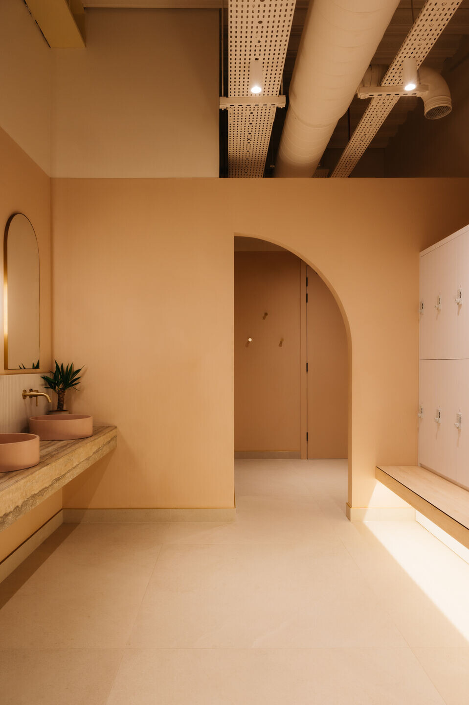 https://archello.com/story/153490/attachments/photos-videos/18 photo_credit Ellen Christina Hancock