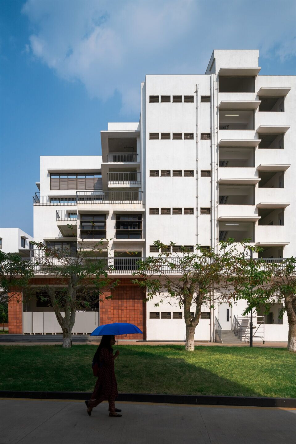 https://archello.com/story/153457/attachments/photos-videos/7 photo_credit Suryan and Dang