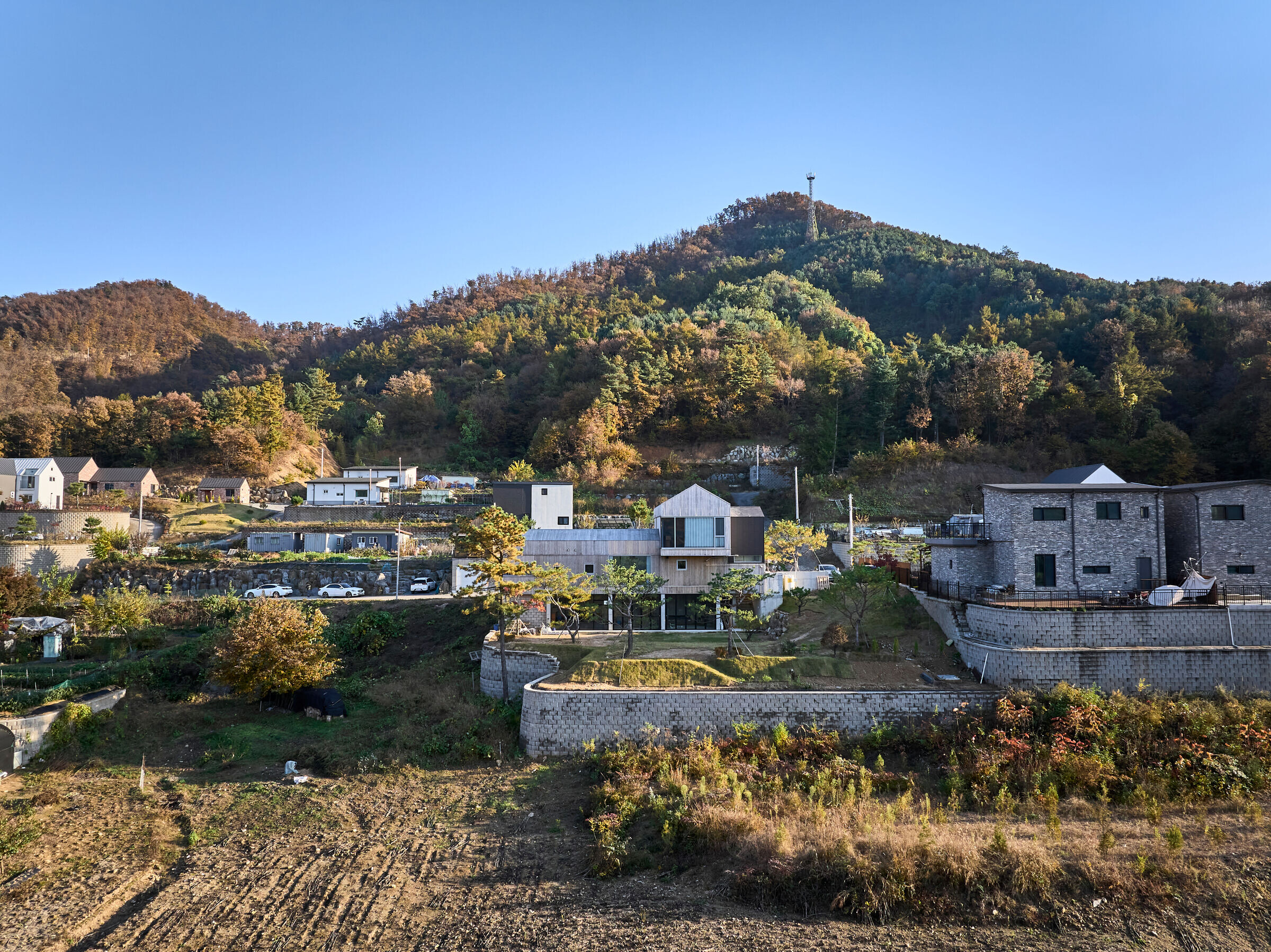 https://archello.com/story/153407/attachments/photos-videos/4 photo_credit Jinbo Choi