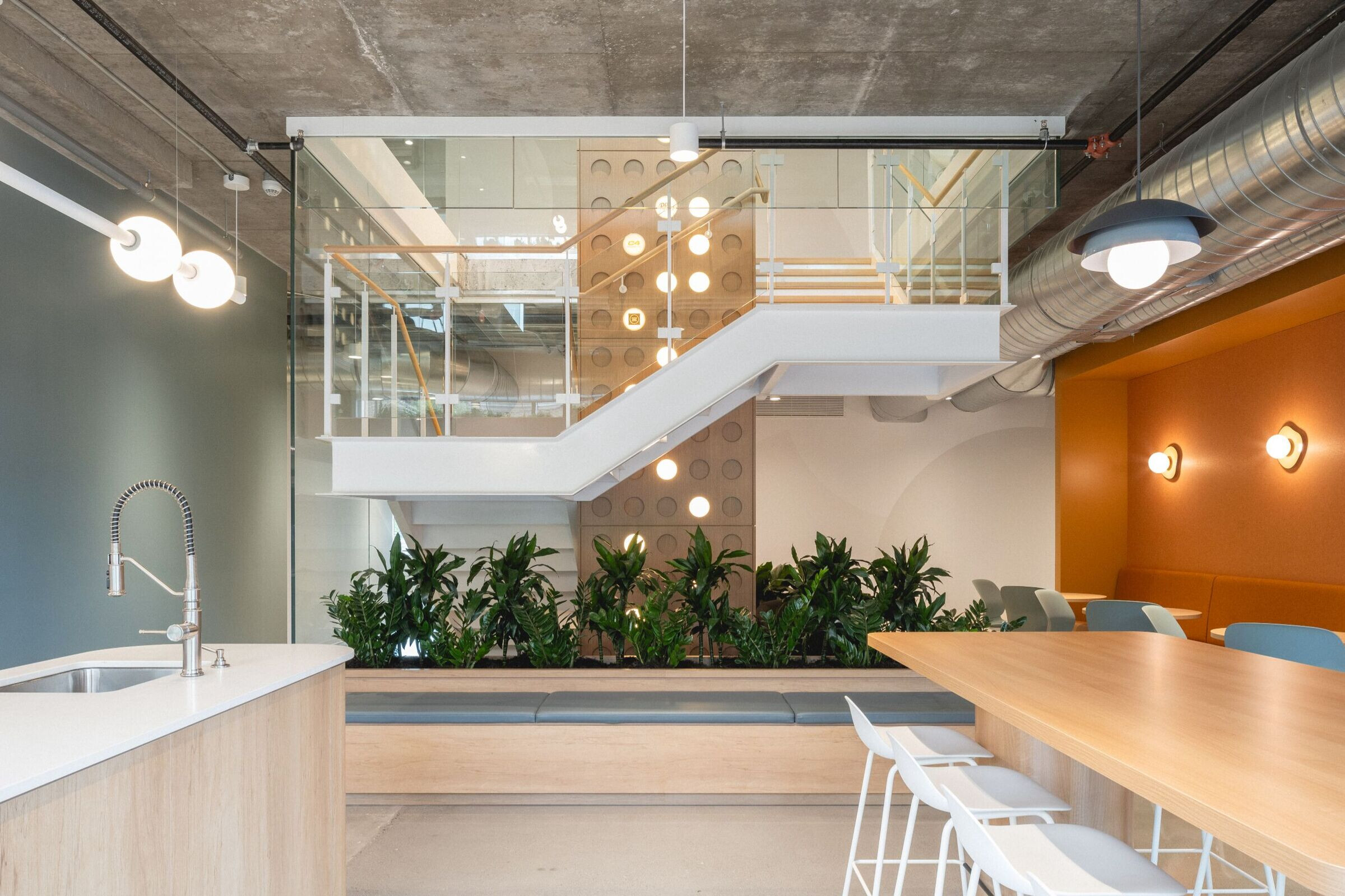https://archello.com/story/153653/attachments/photos-videos/16 photo_credit Raphaël Thibodeau