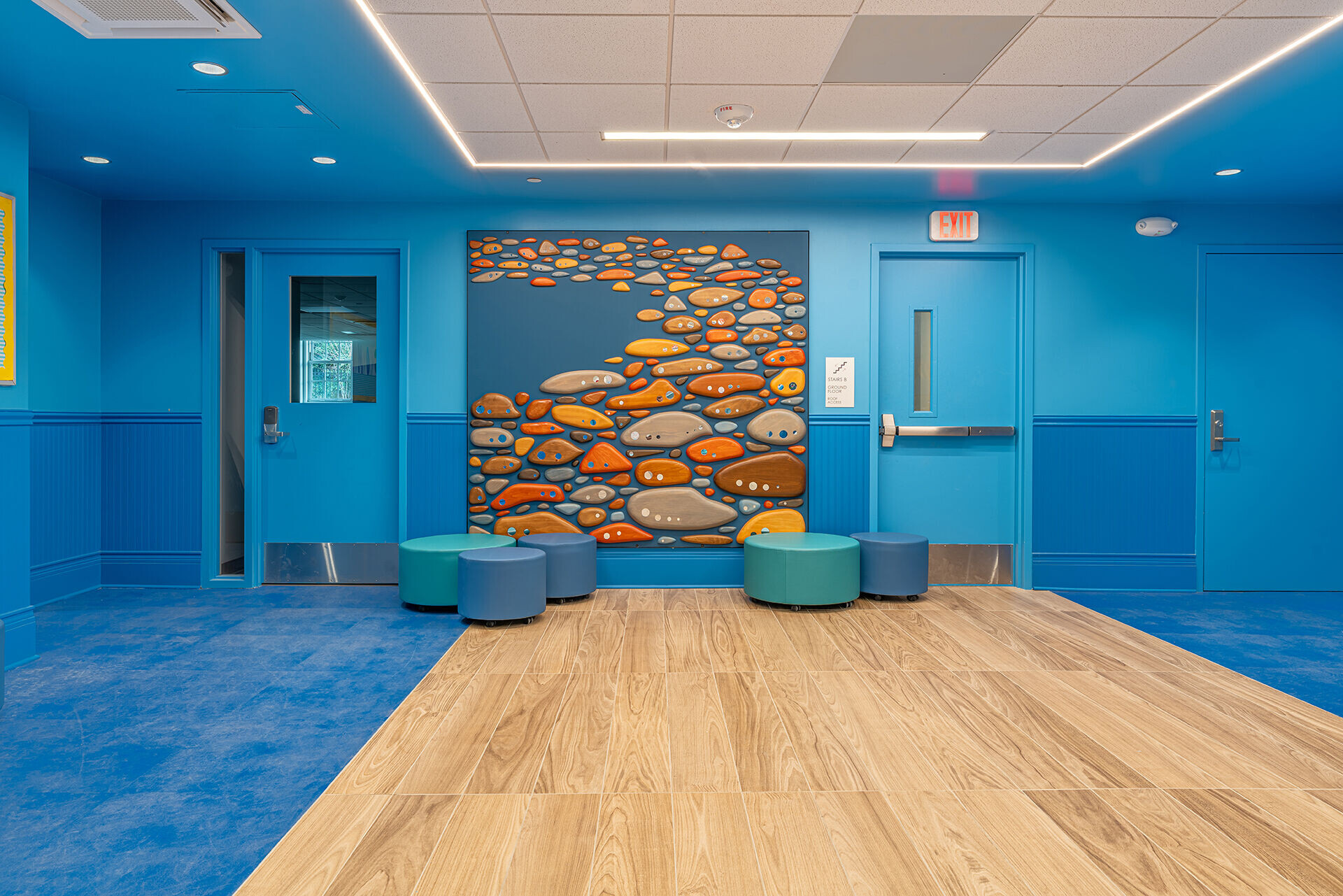 https://archello.com/story/153824/attachments/photos-videos/6 photo_credit NowListed