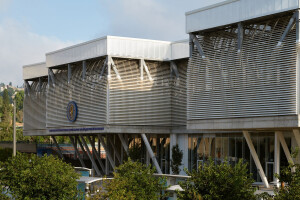 Stuart Weitzman Tennis Complex